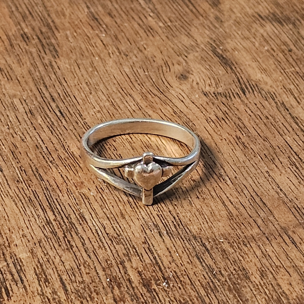 Silver Heart Ring